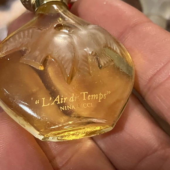 Vintage Lot of 17 Small Perfume and Cologne Bottles Some Full - Picture 9 of 16